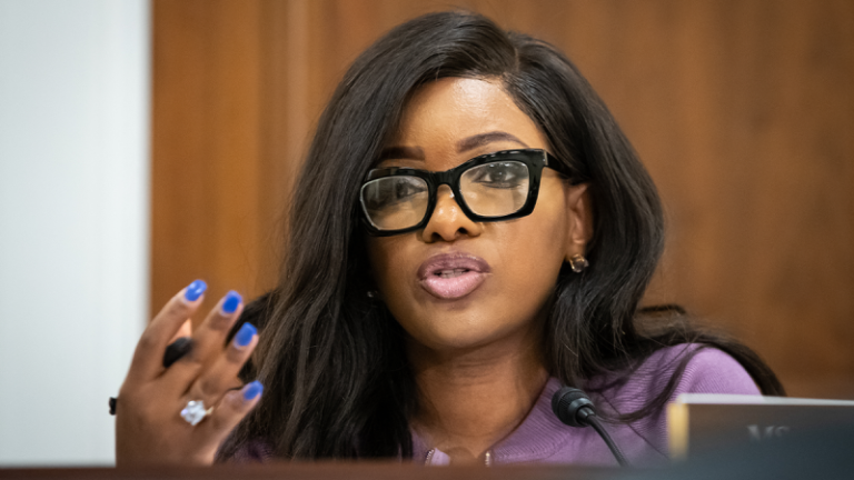 Jasmine Crockett drops out of race for top House Oversight Committee Democrat